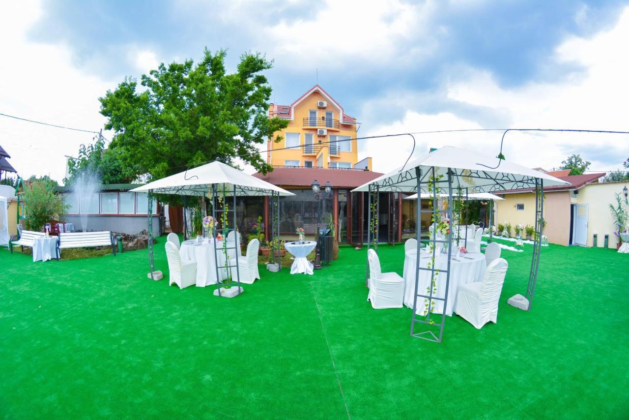 Pensiune Valentina Hotel Ramnicu Valcea Ngoại thất bức ảnh